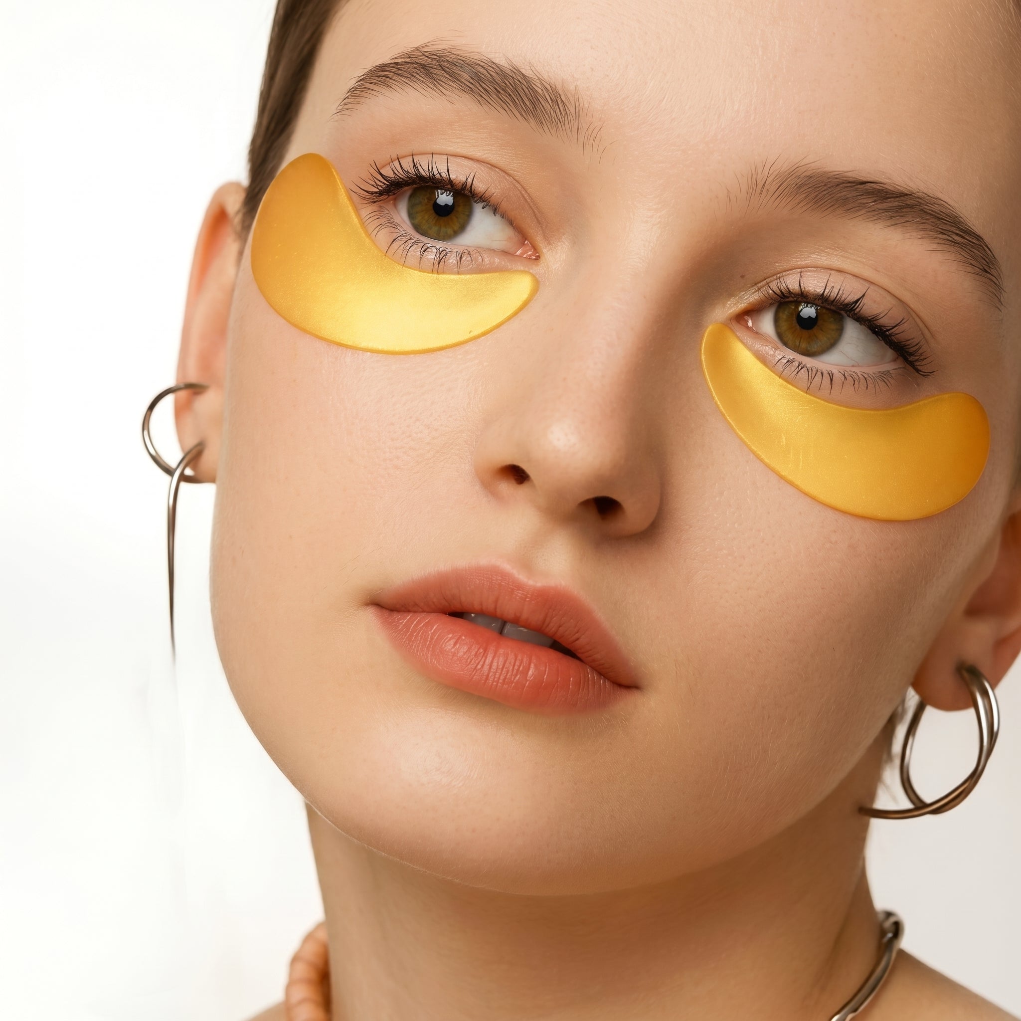 Patchs Dorés pour les Yeux – Éclat et Hydratation Intense
